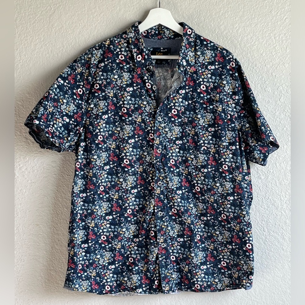 Lee Regular Fit Floral Button Up